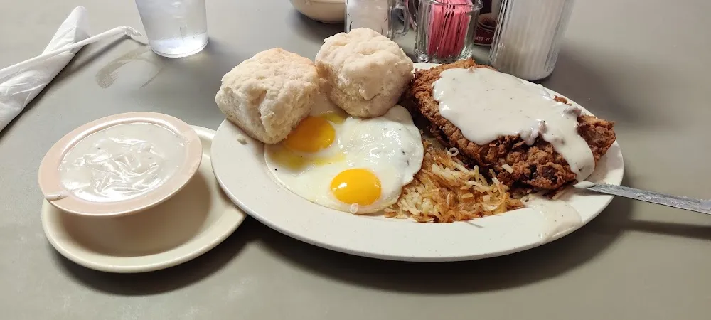 Biscuits & Gravy or Toast