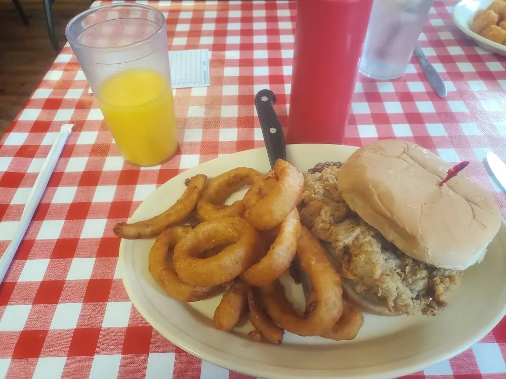 Chicken Friedsteak and Super Onion Rings